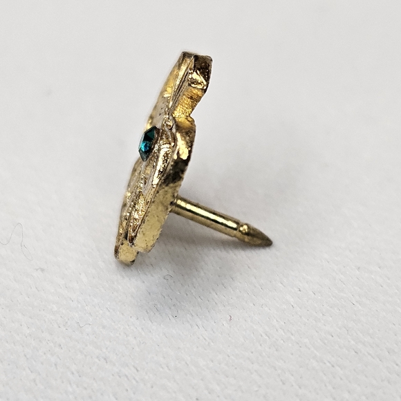 Oldstock Irish Celtic Claddagh Shamrock Lapel Pin - Picture 8 of 8